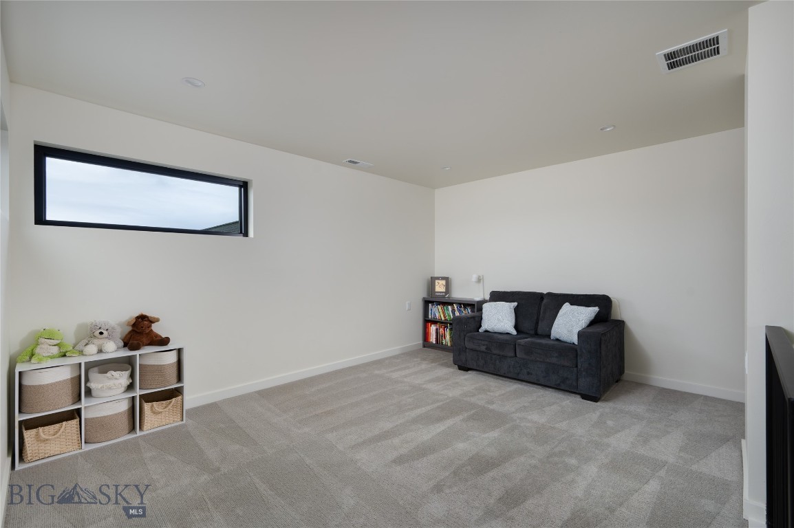 34 Battle Peak Court