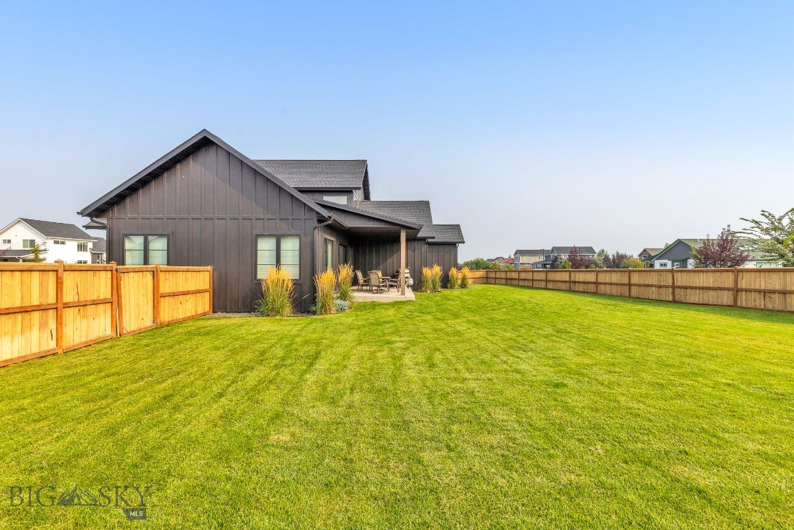 34 Battle Peak Court