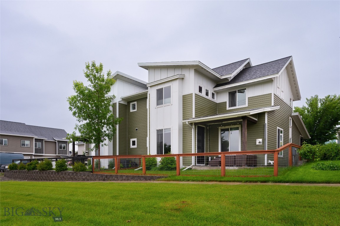 5425 Vermeer Lane