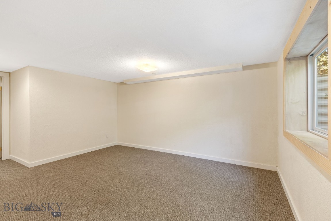 1202 W Koch Street