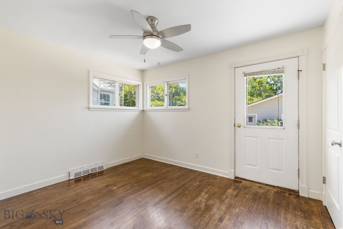 1202 W Koch Street