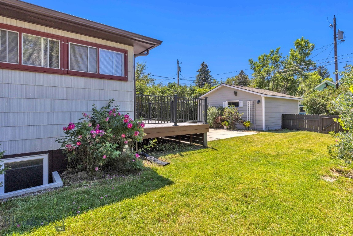 1202 W Koch Street
