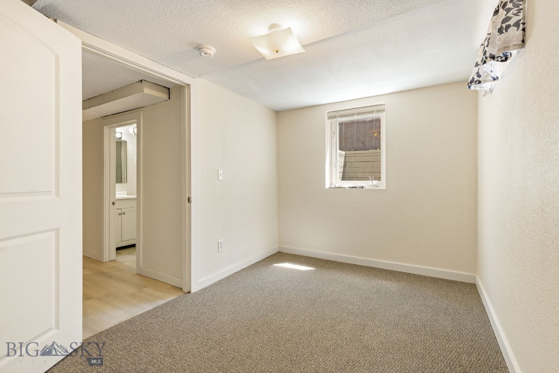 1202 W Koch Street