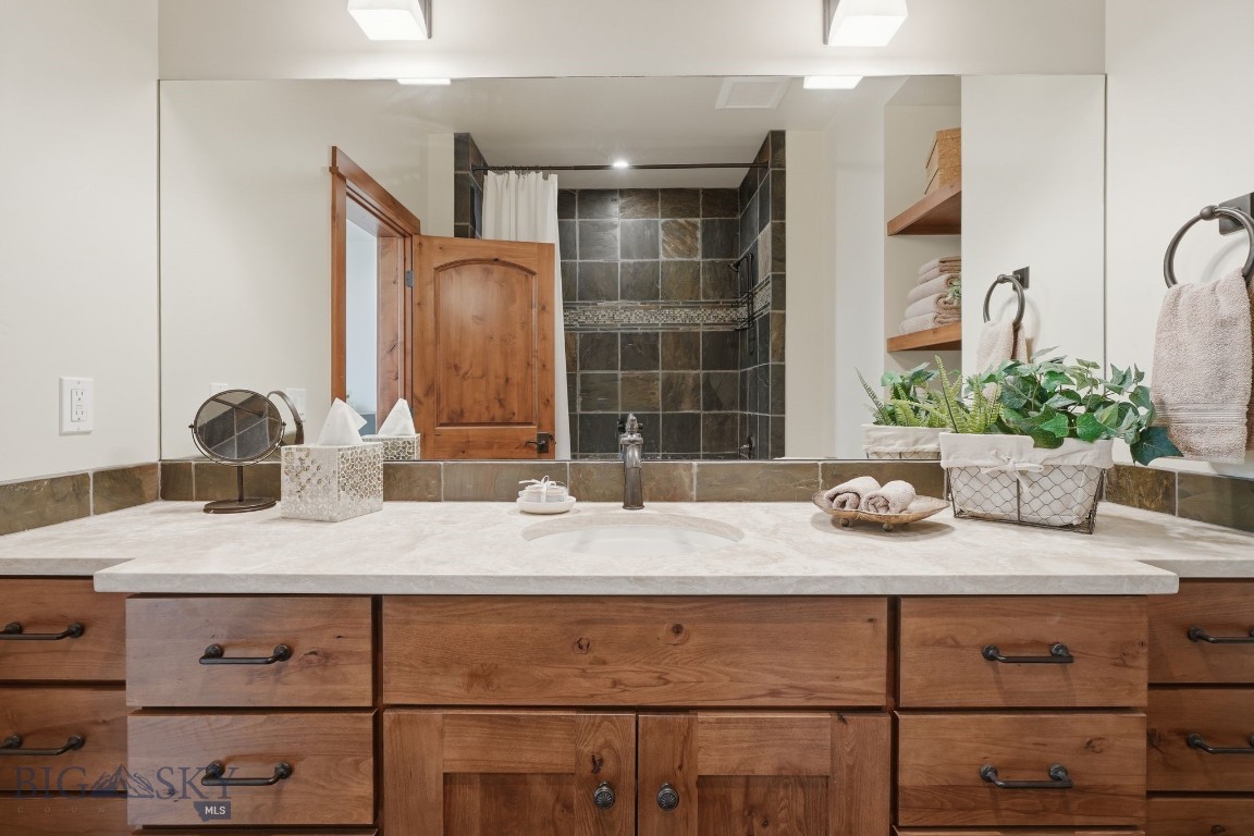 515 Black Bull Trail