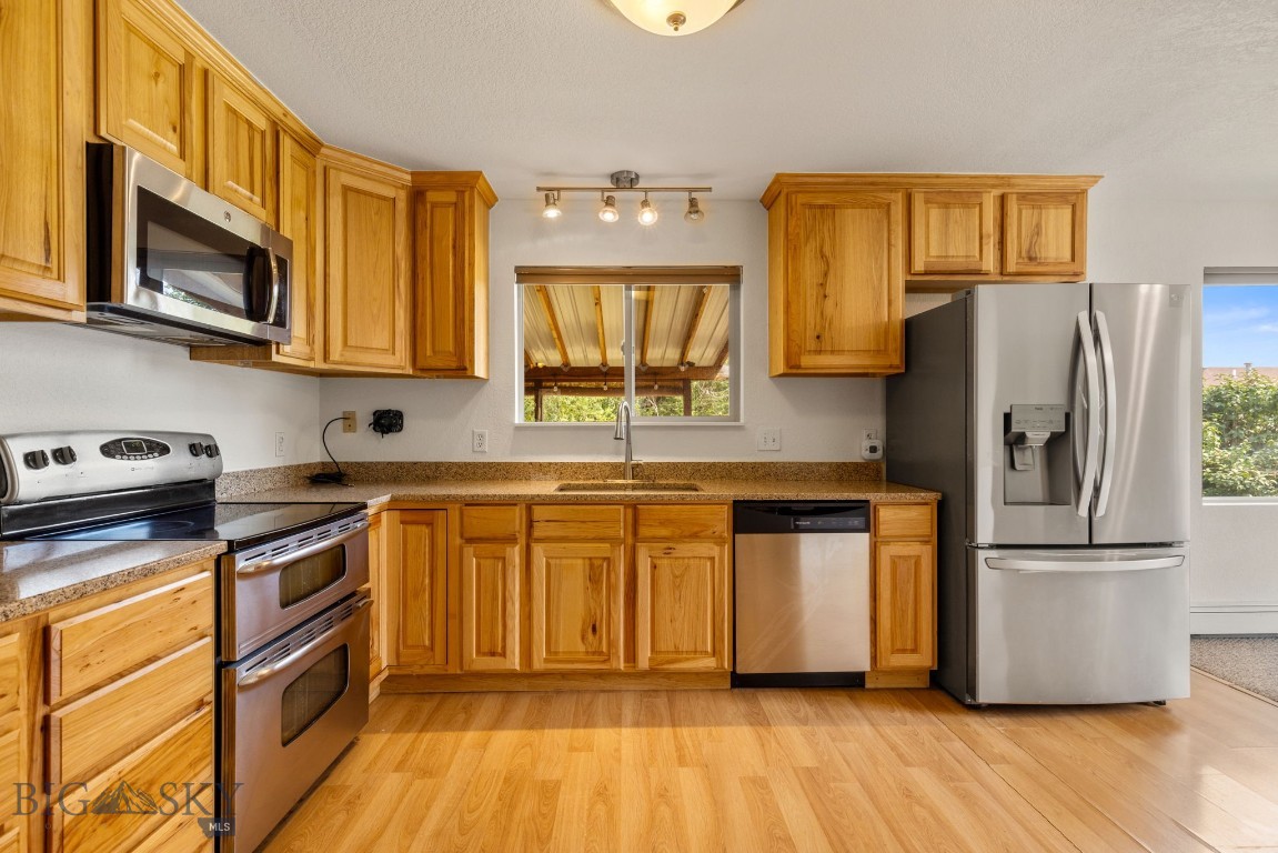 312 N 22nd Avenue