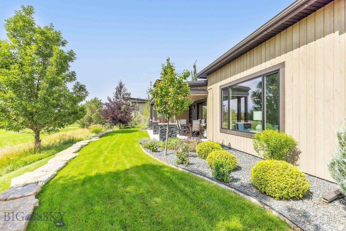 75 Balmoral Trail