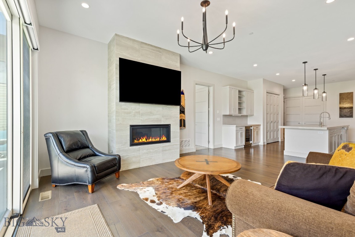 89 Balmoral Trail B