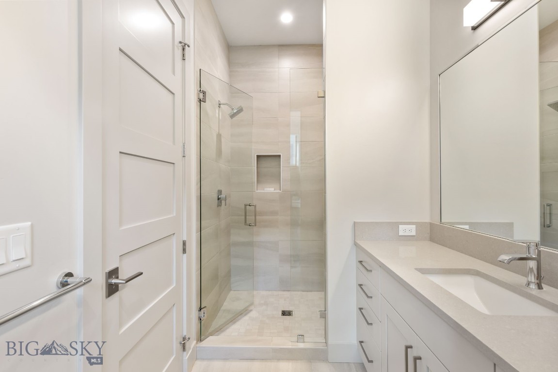 89 Balmoral Trail B