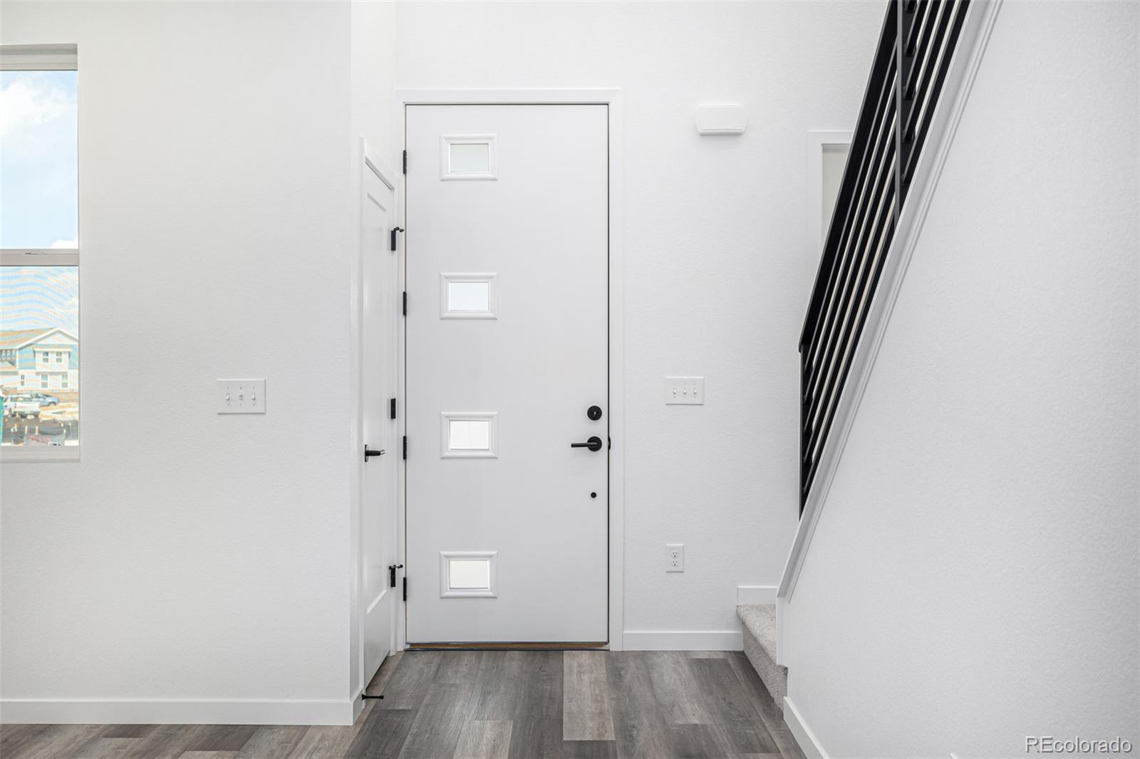5688 N Killarney Court