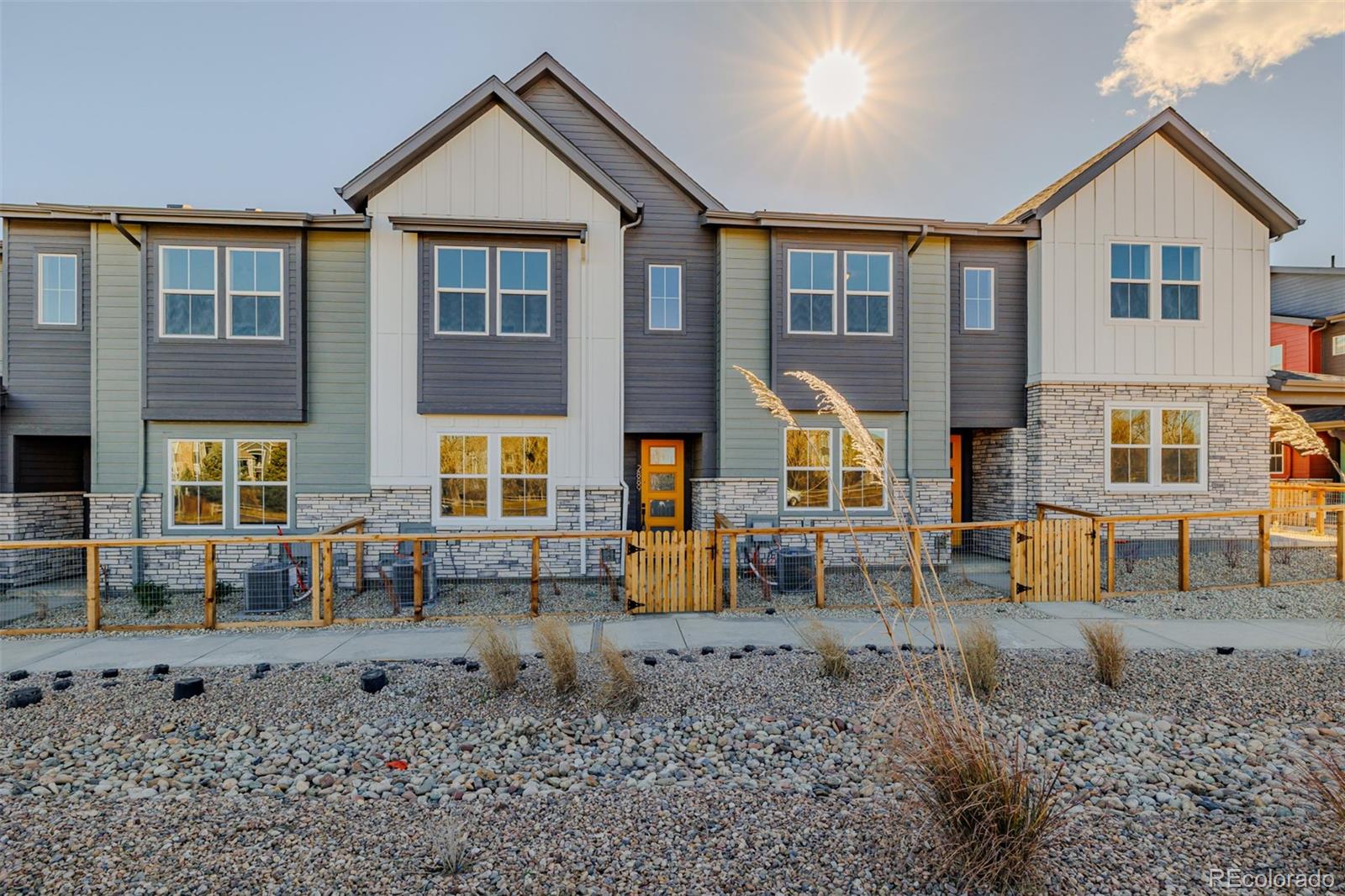 2889 E 103rd Drive