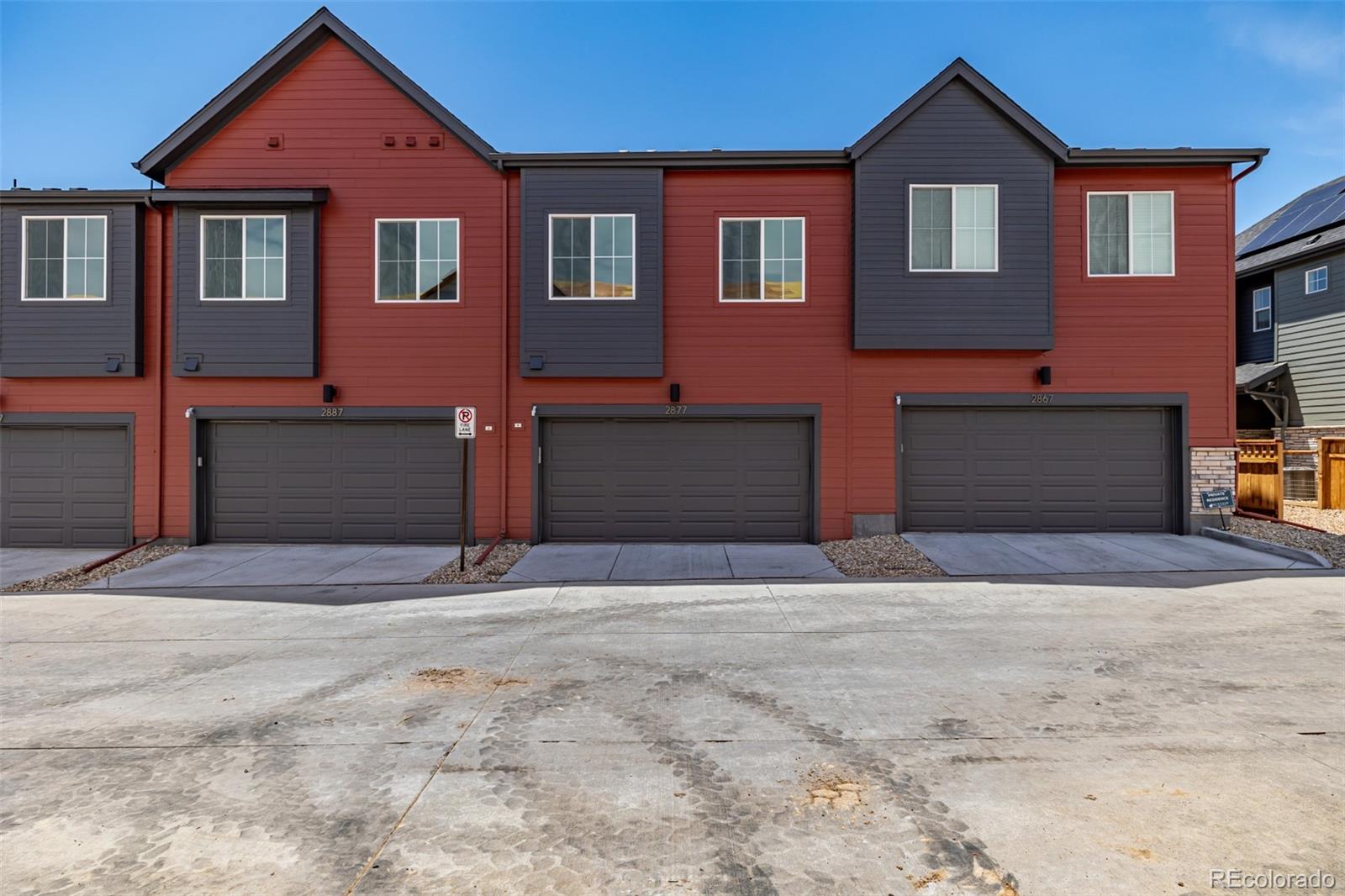 2877 E 103rd Drive