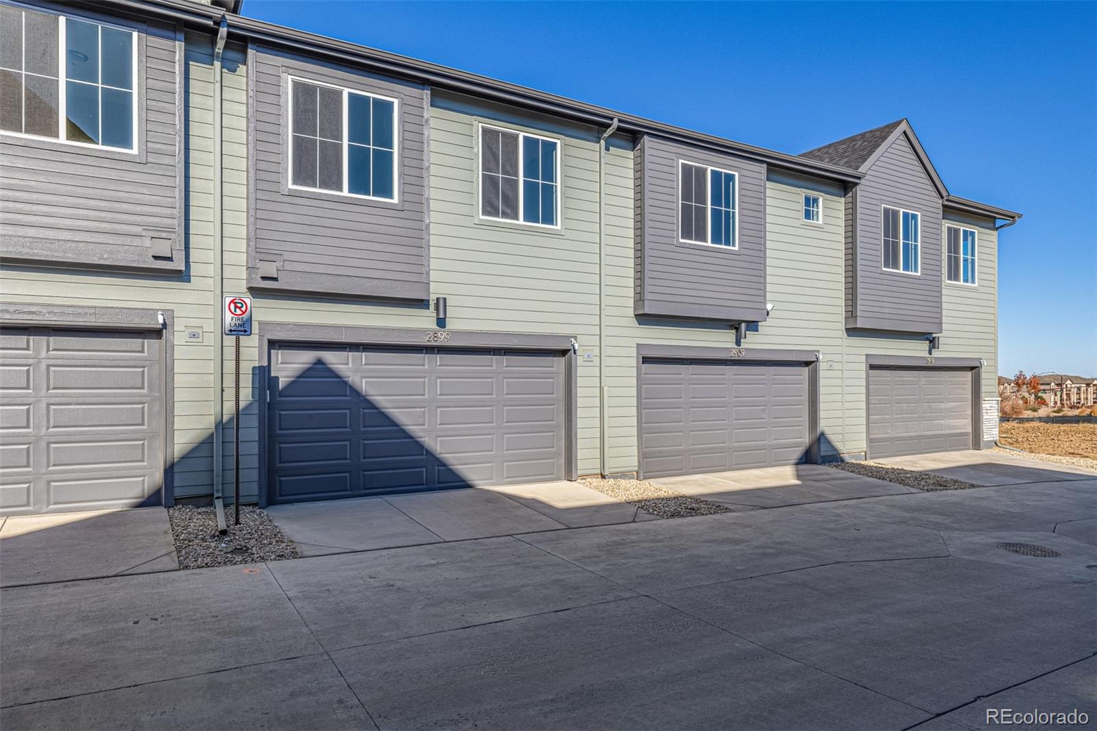 2899 E 103rd Drive