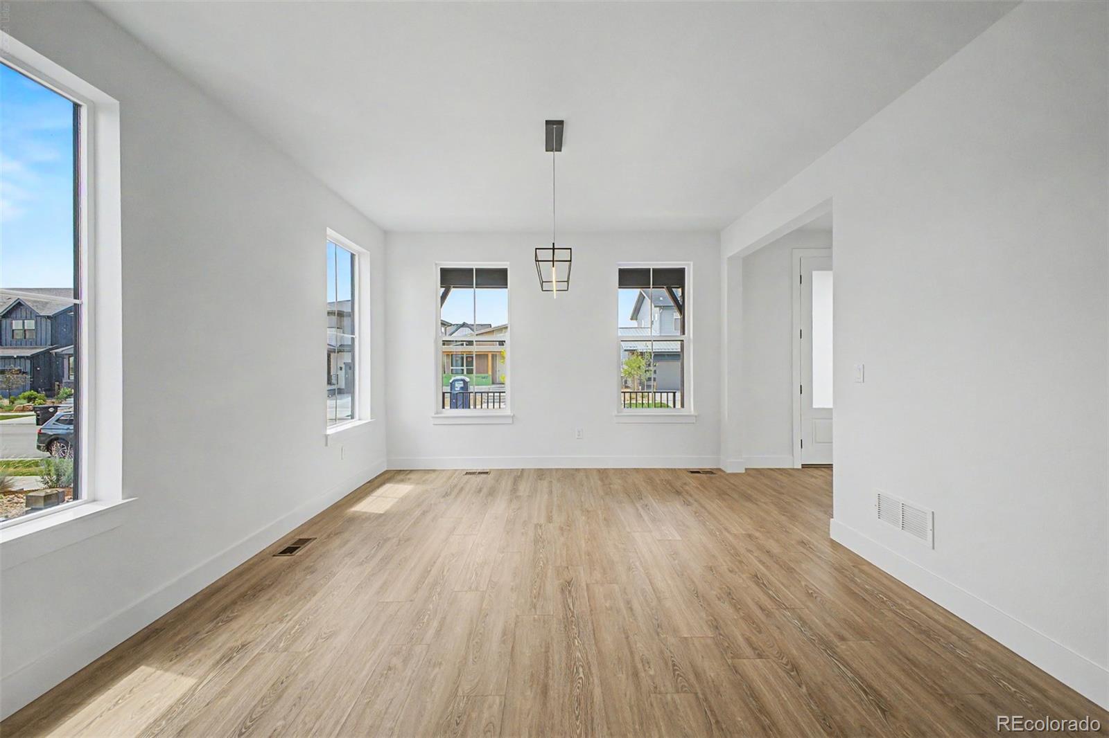 5588 Moosehead Circle