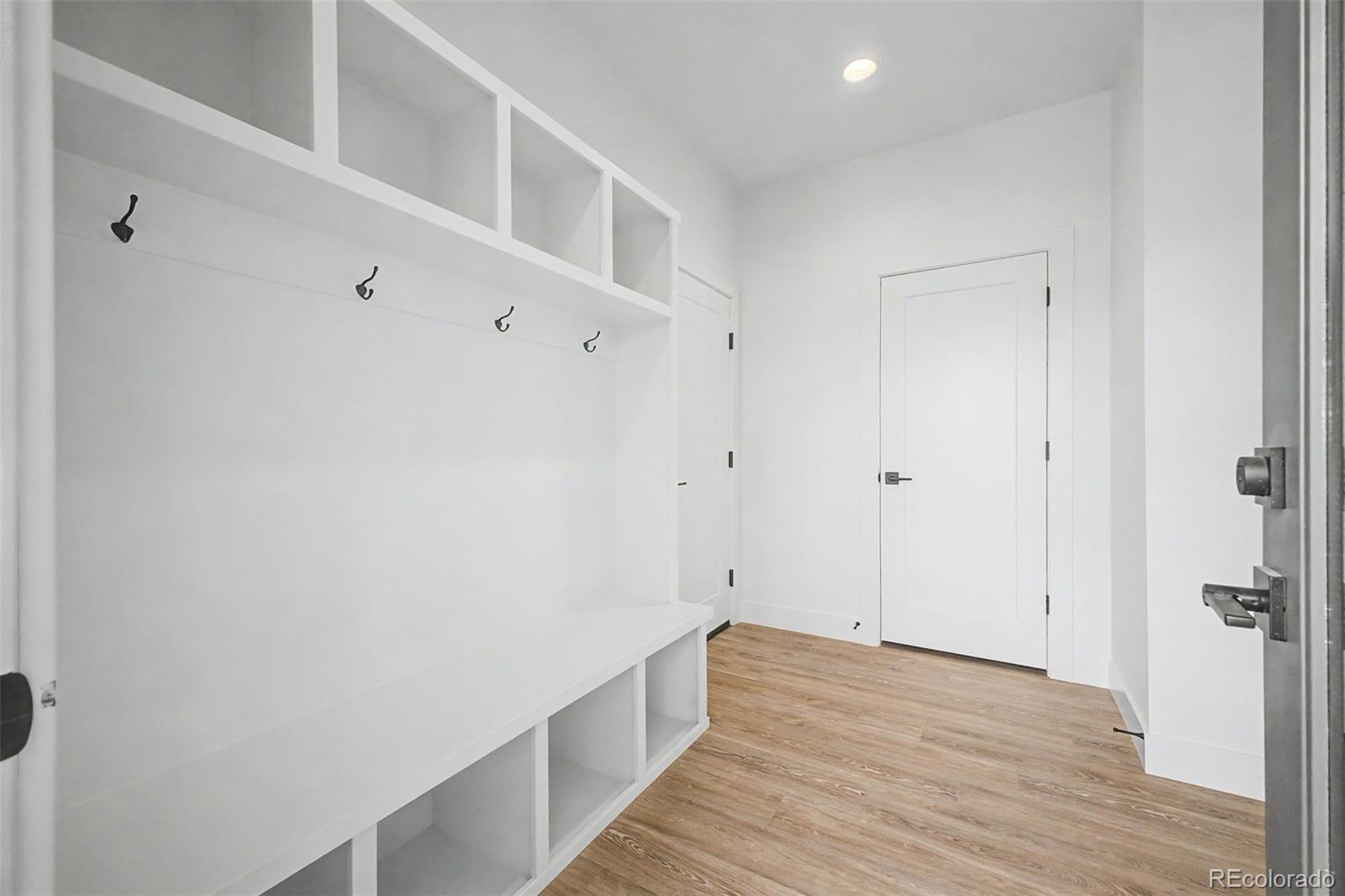 5588 Moosehead Circle