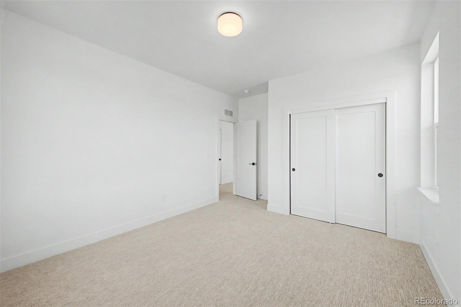 5588 Moosehead Circle
