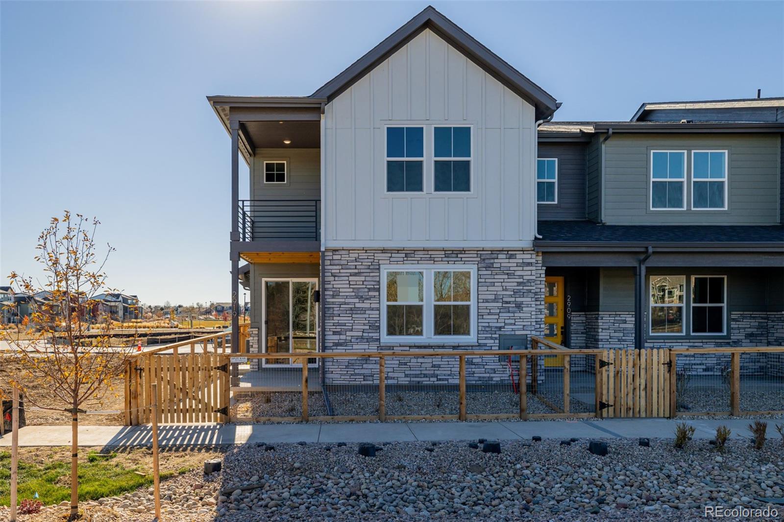 2919 E 103rd Drive