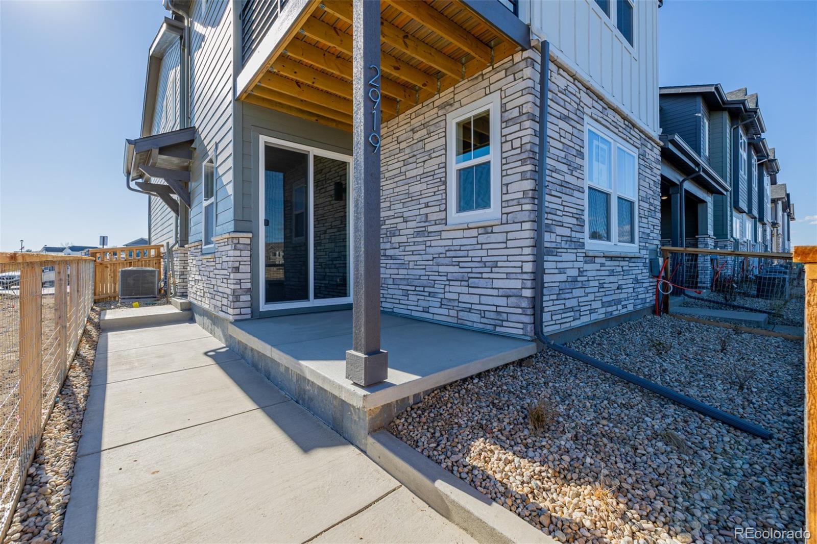 2919 E 103rd Drive