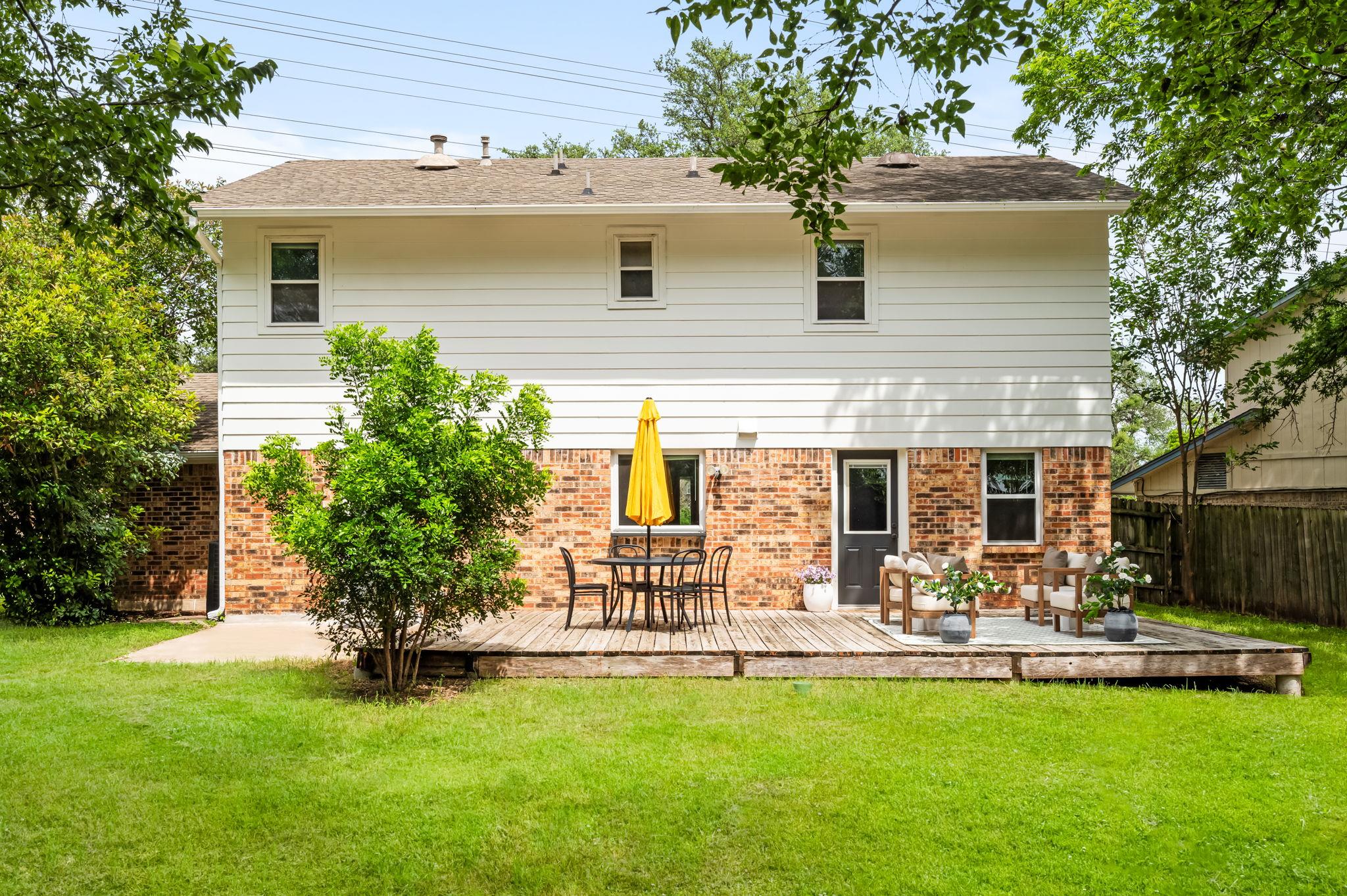 304 Clearsky CIR