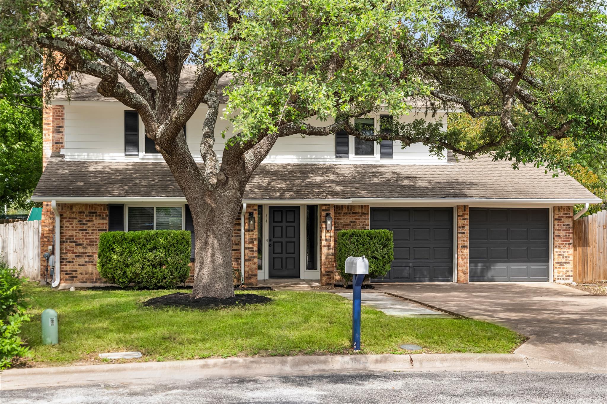 304 Clearsky CIR