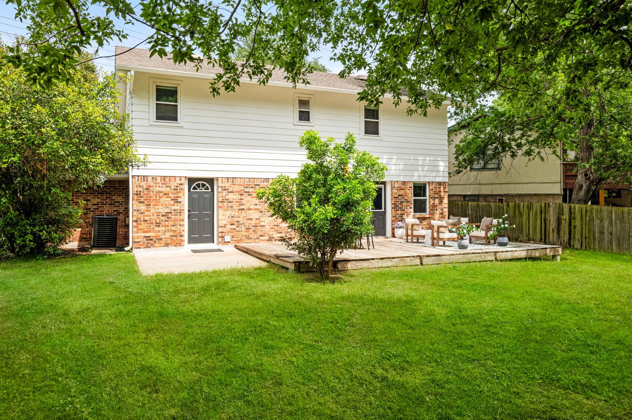 304 Clearsky CIR