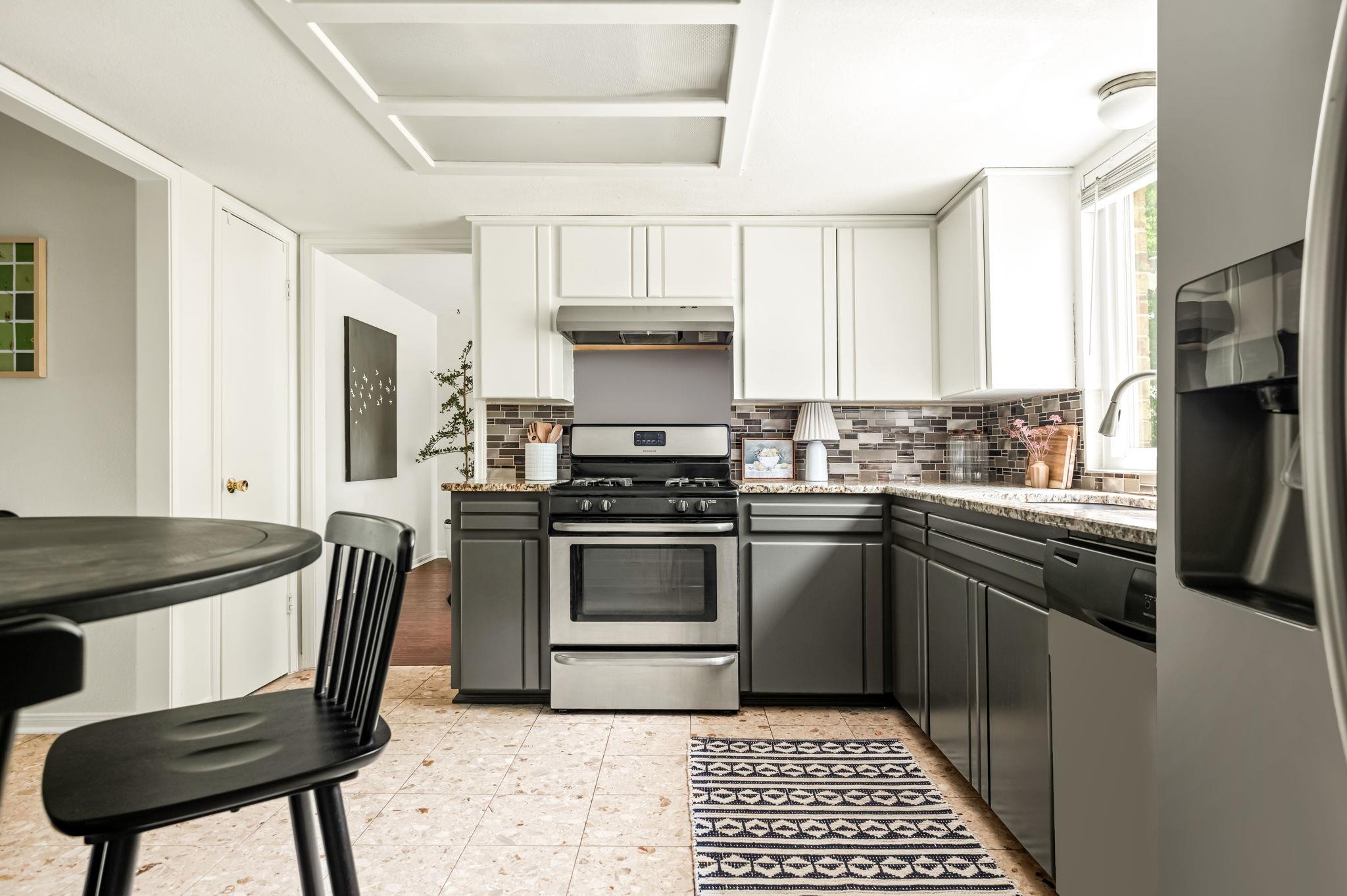 304 Clearsky CIR