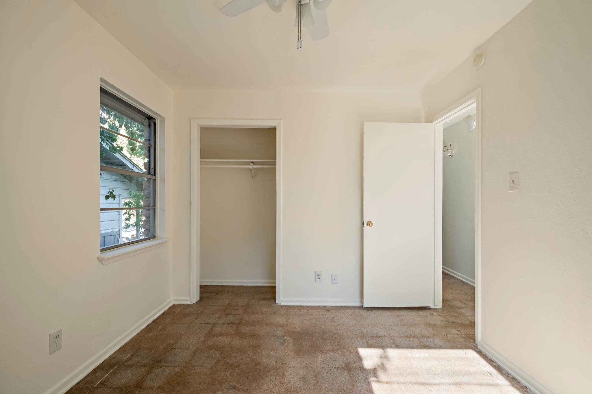 6709 Tampa CV
