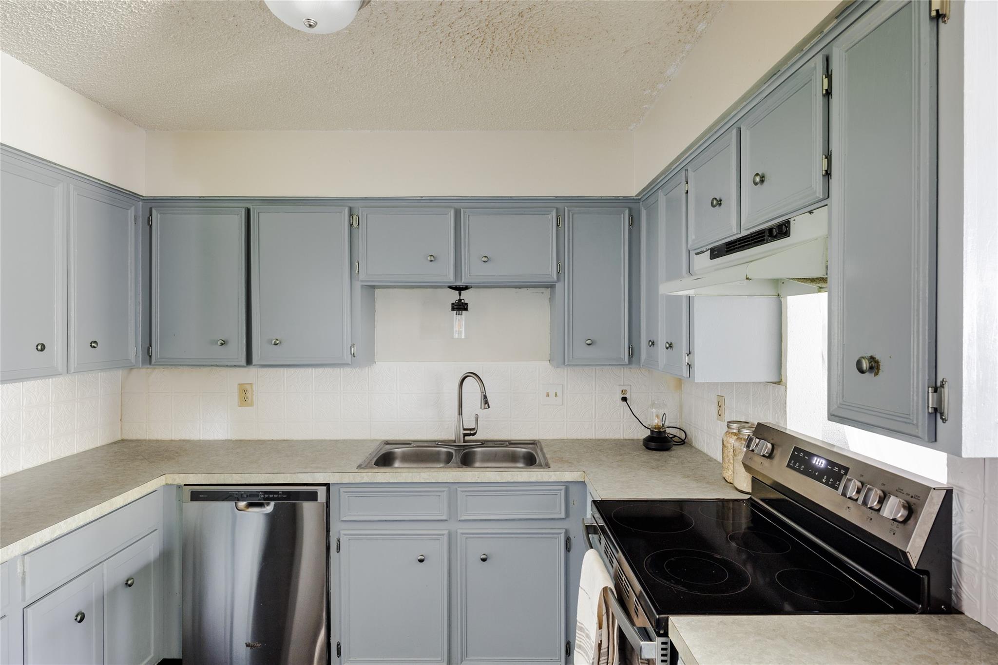 19 Deerfield DR # 2