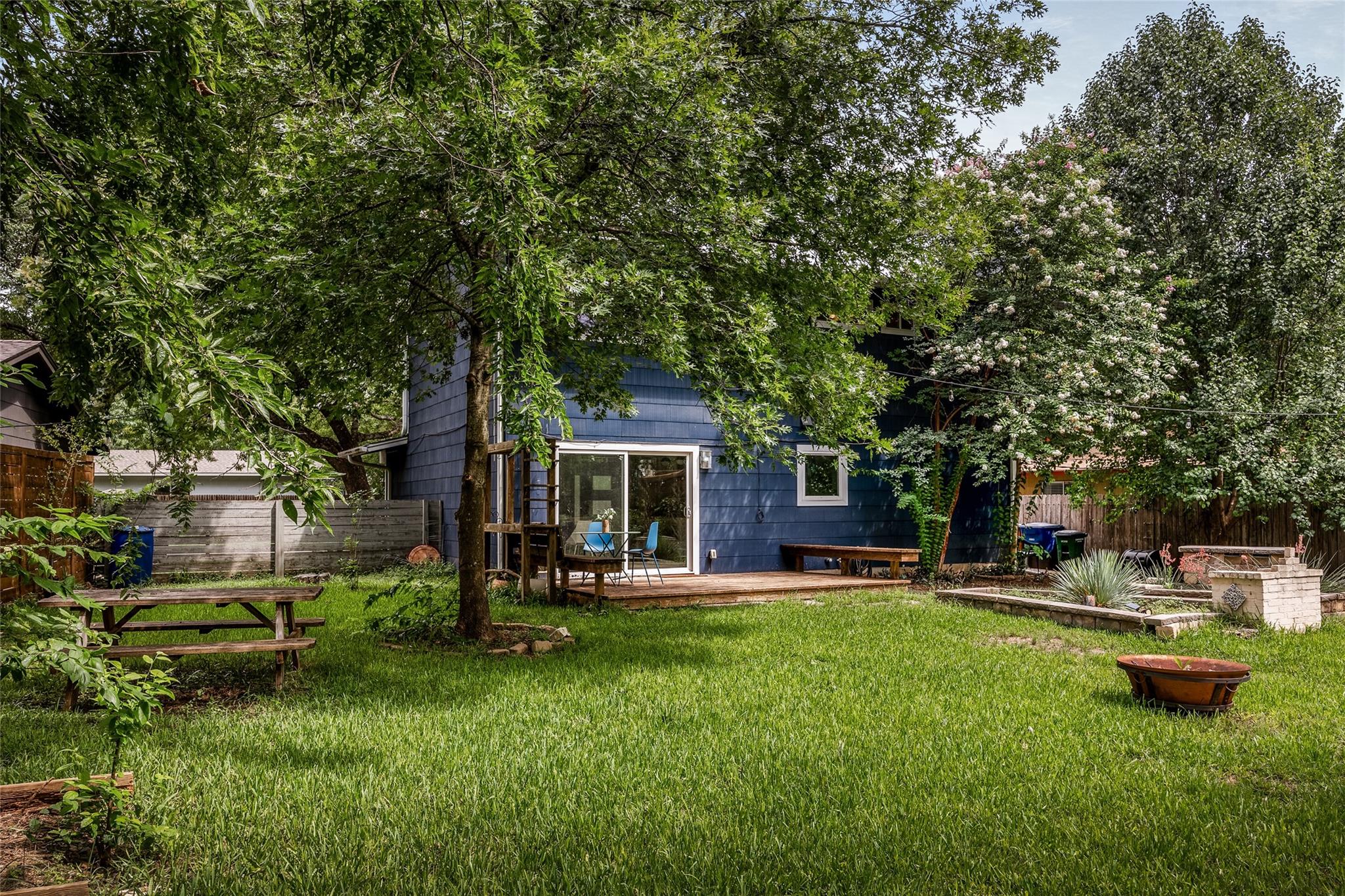 5313 Harvest LN