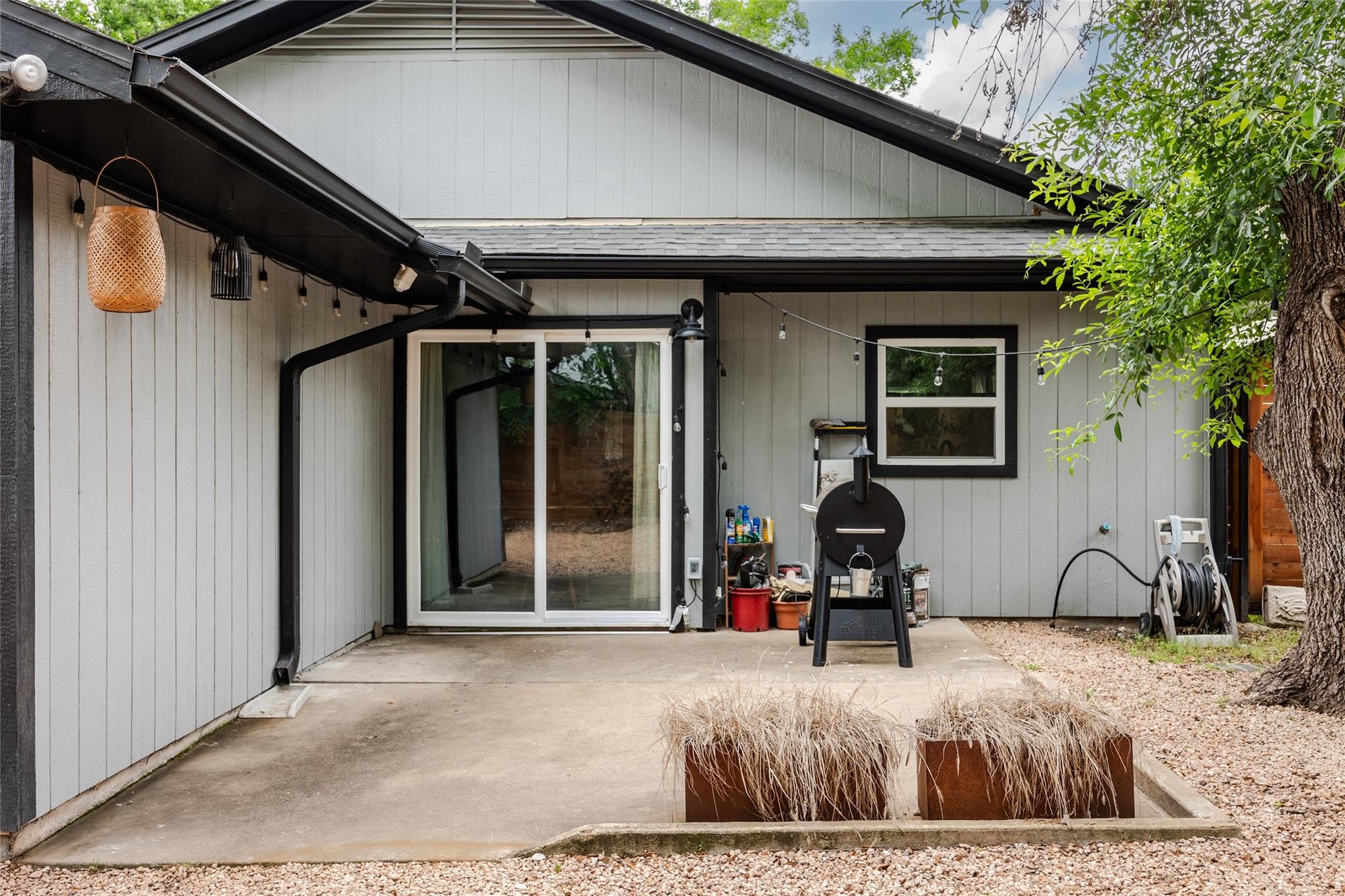 904 Acorn Oaks DR