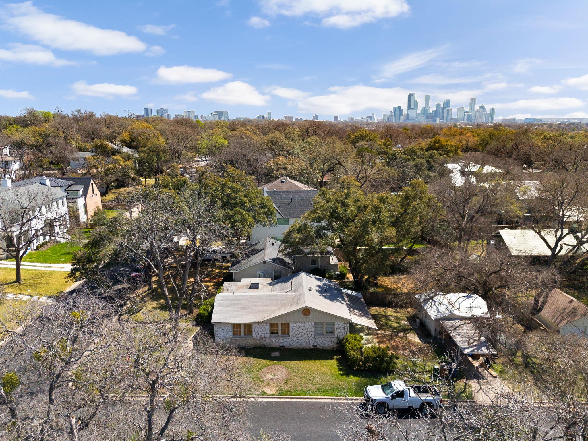 3207 Bridle PATH