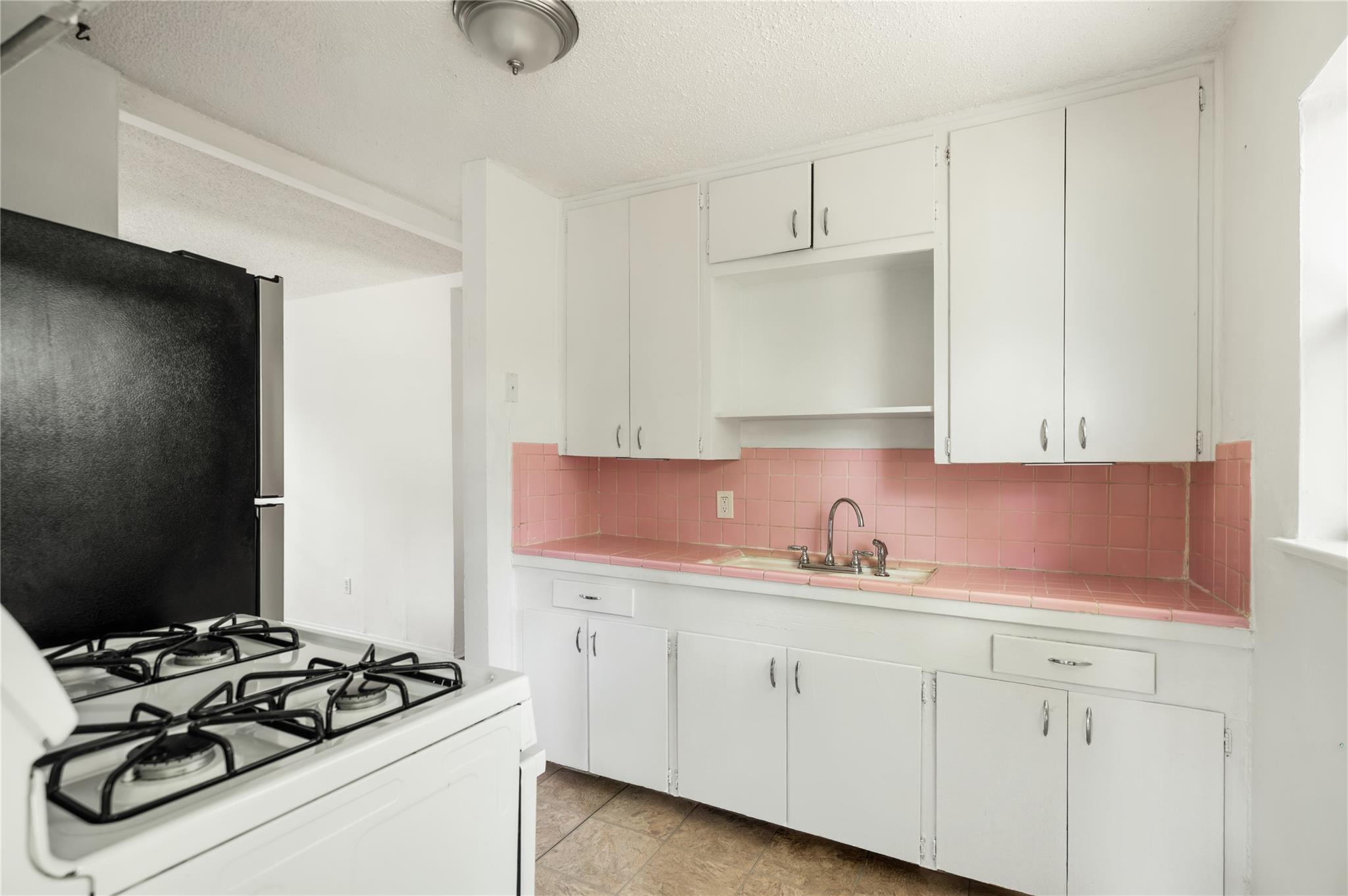 918 E 50th # B