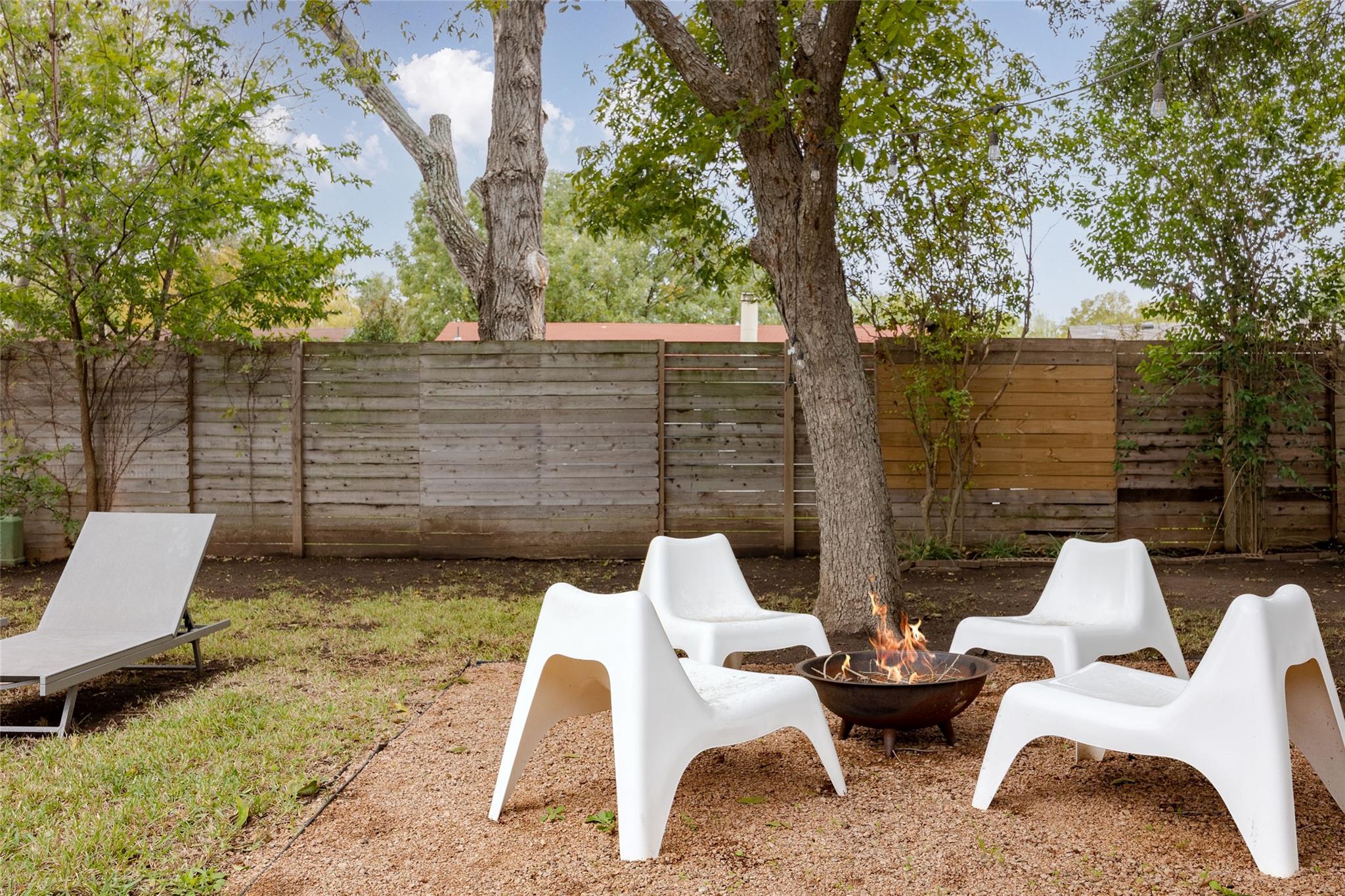 4601 Candletree LN
