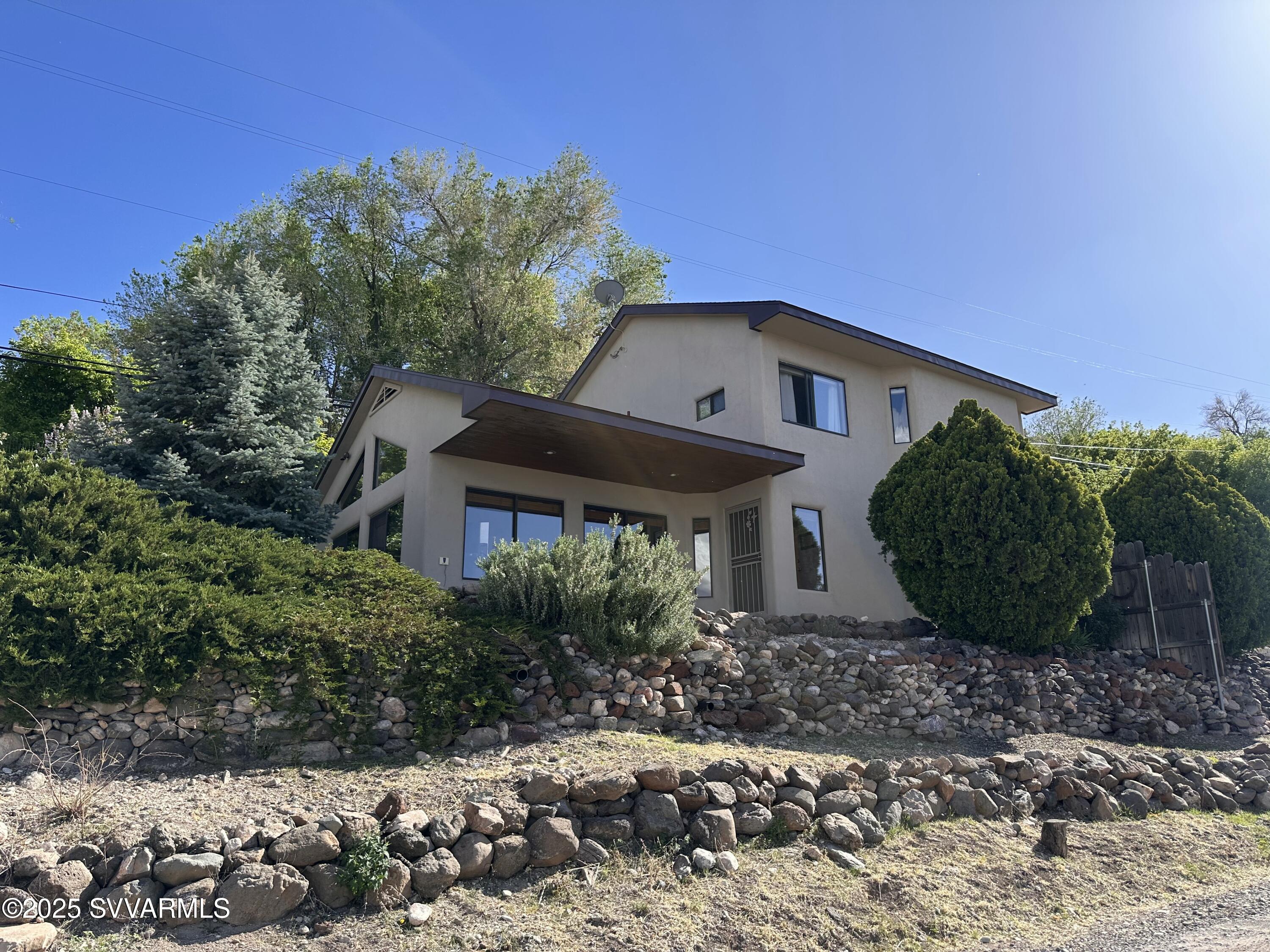 145 North Drive