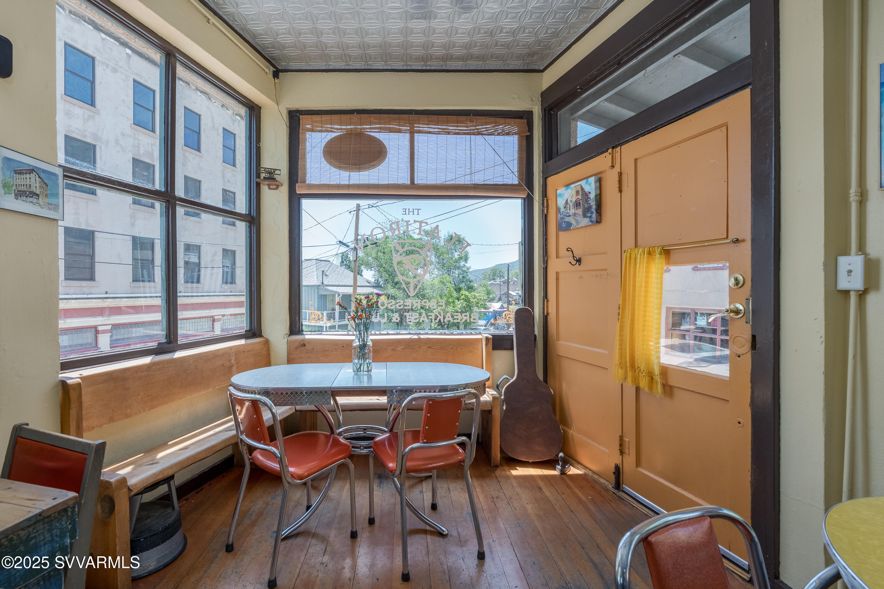 416 Main St
