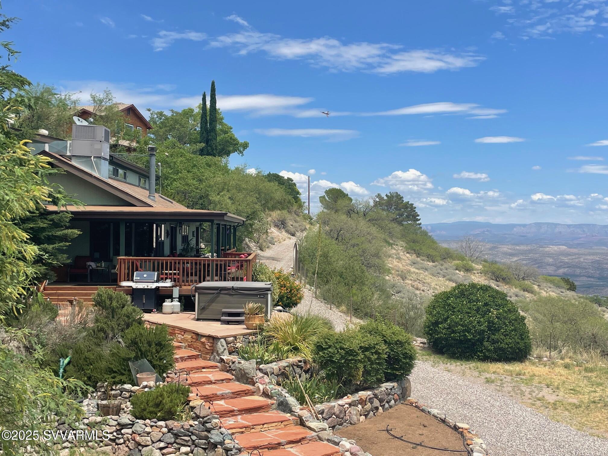 211 Mine Rd