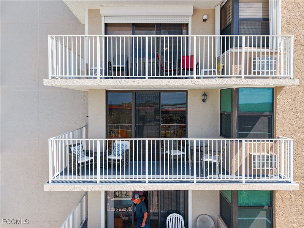 8701 Estero BLVD 501