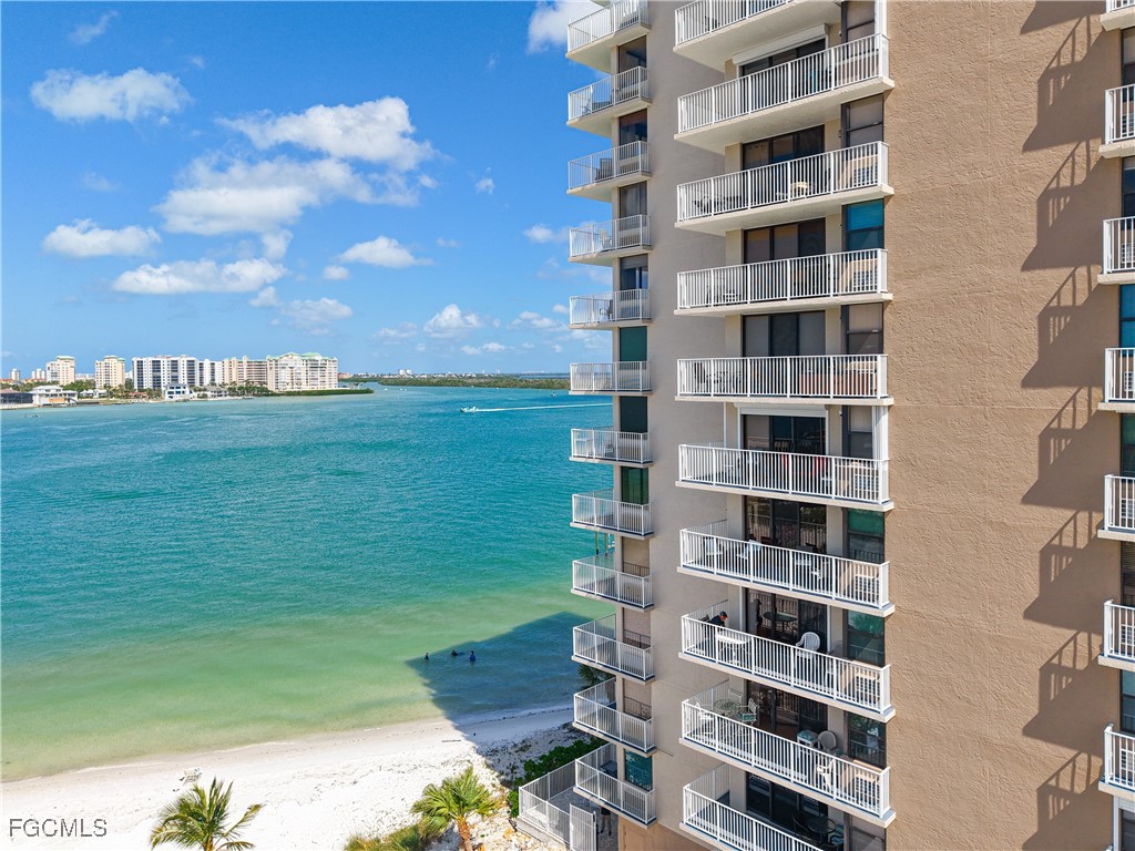 8701 Estero BLVD 501