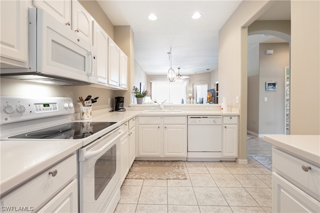 3640 Rue Alec LOOP 2