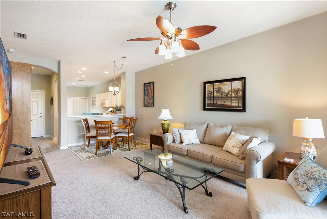 3640 Rue Alec LOOP 2