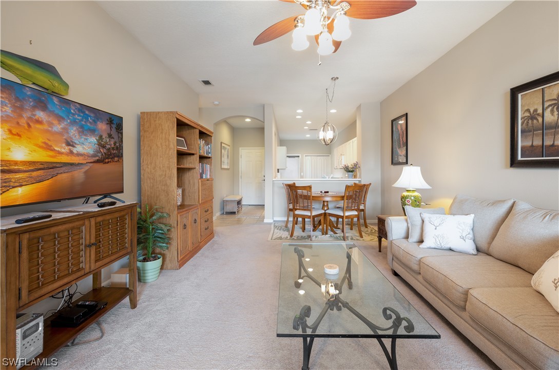 3640 Rue Alec LOOP 2