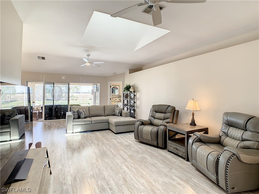 2231 Valparaiso BLVD