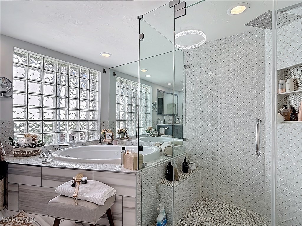 2841 Corinthia CIR