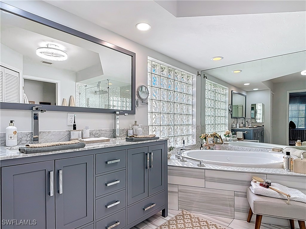 2841 Corinthia CIR