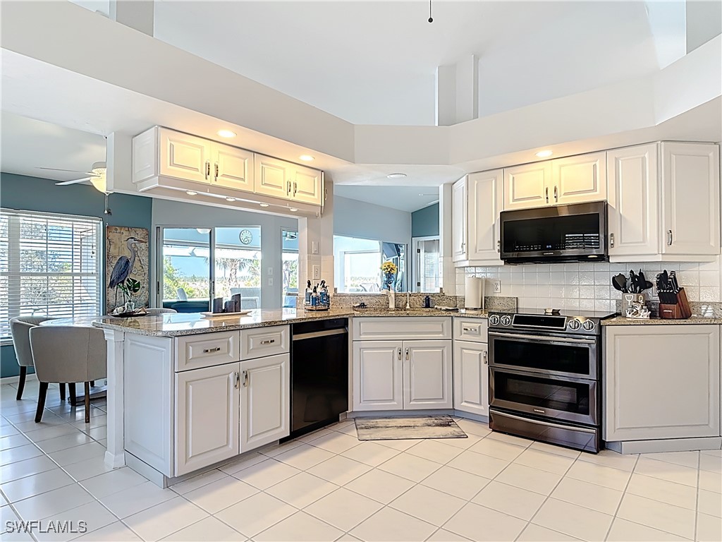 2841 Corinthia CIR