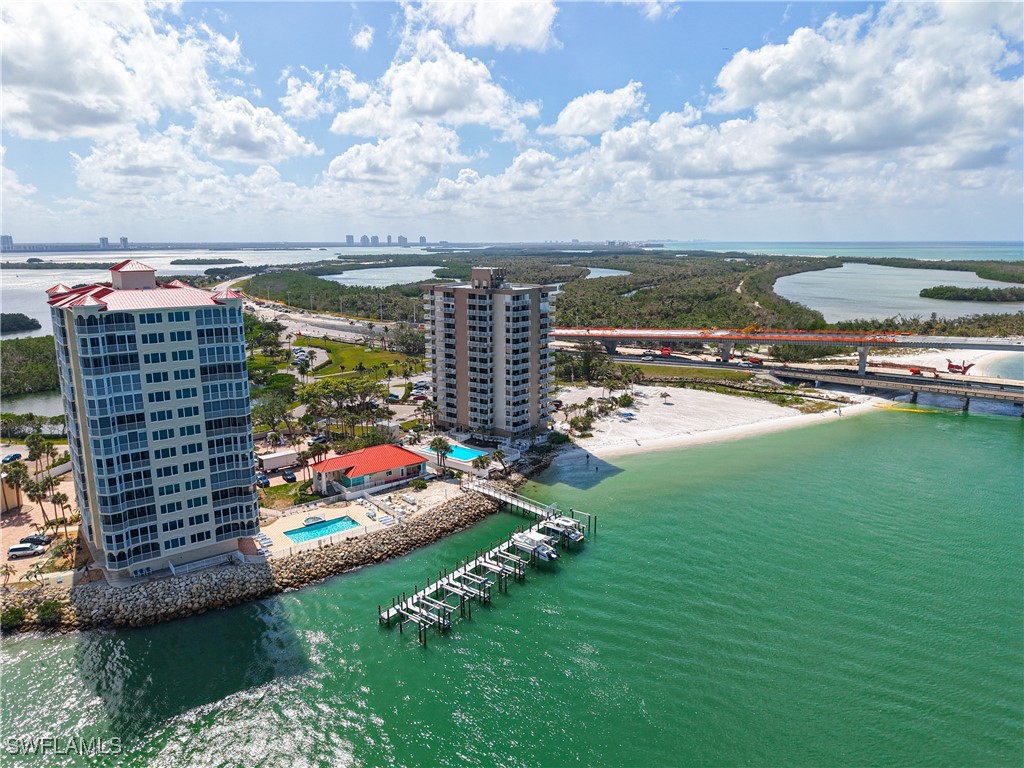 8701 Estero BLVD 501