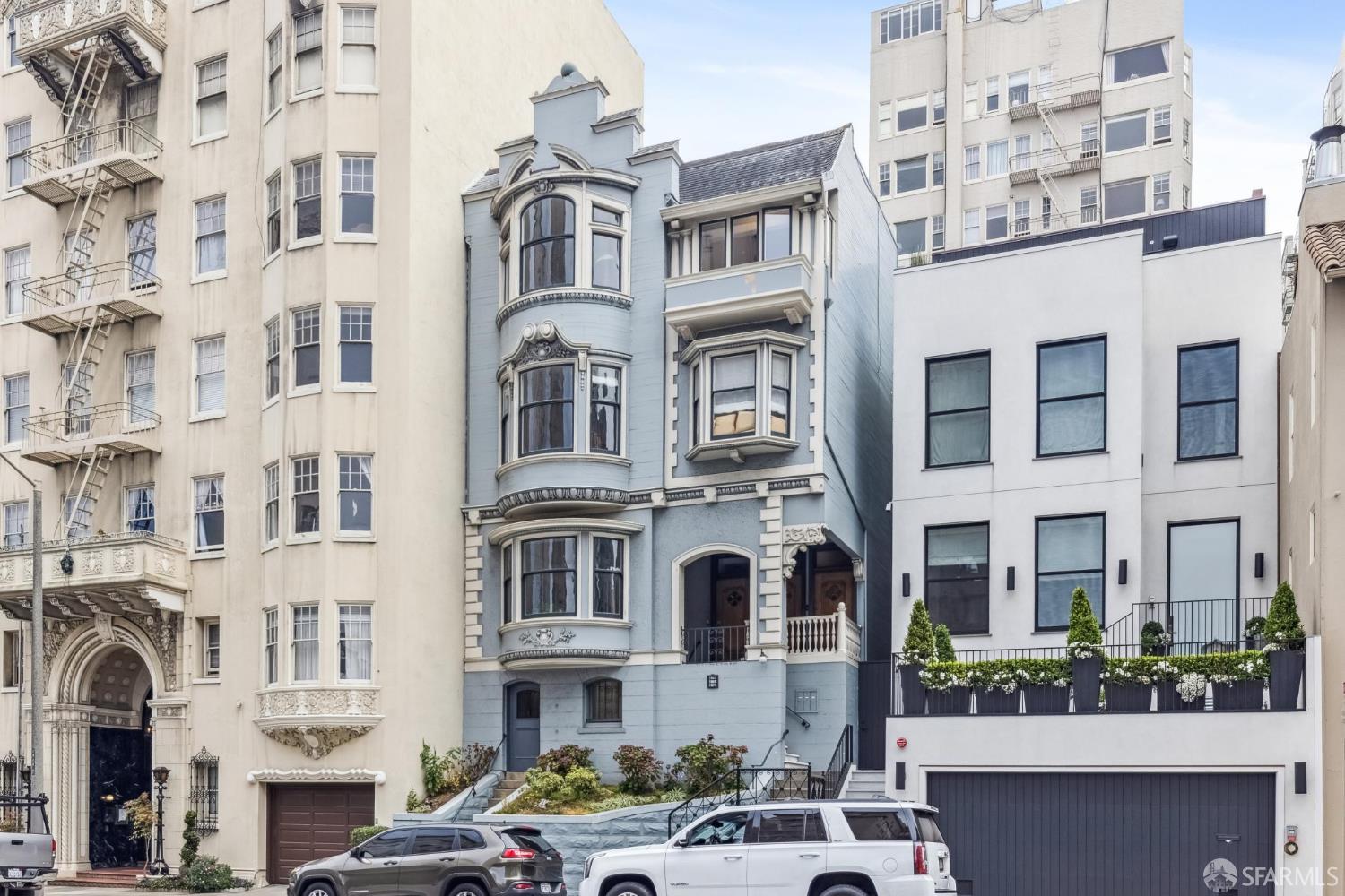 1971 Broadway Street