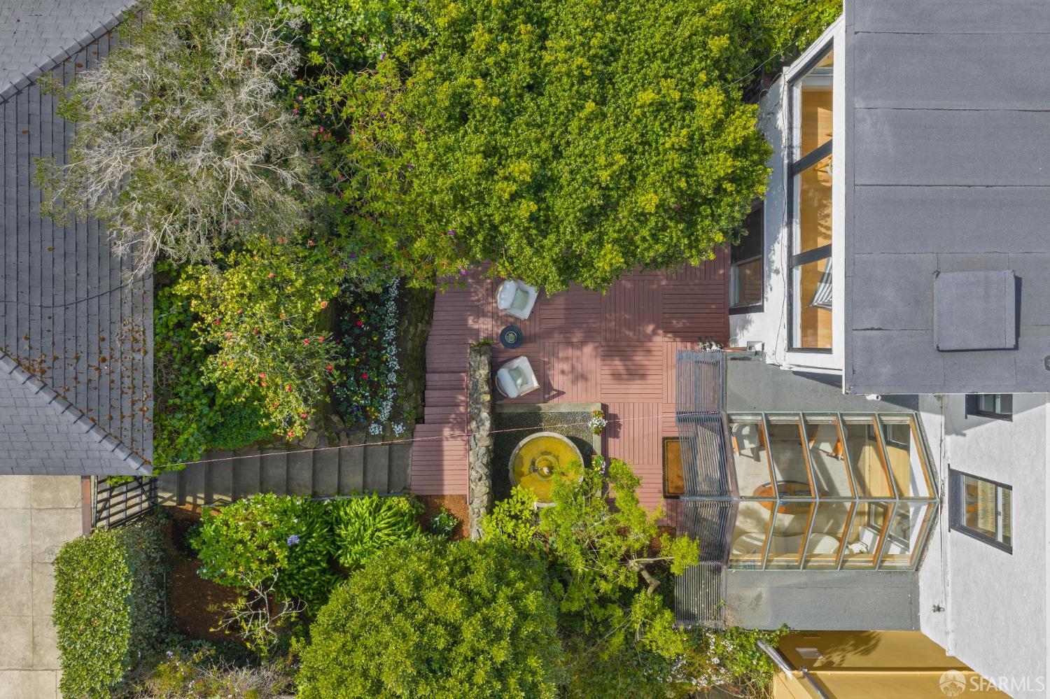 29 West Clay Street