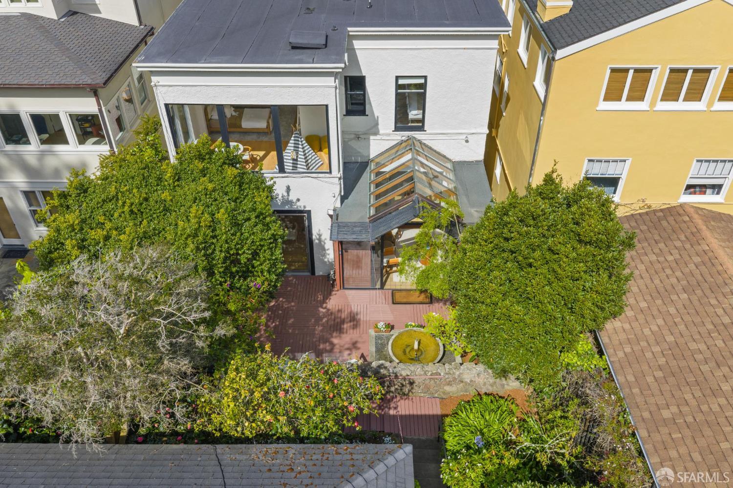 29 West Clay Street