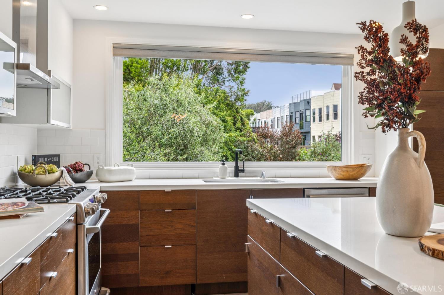 4526 California Street