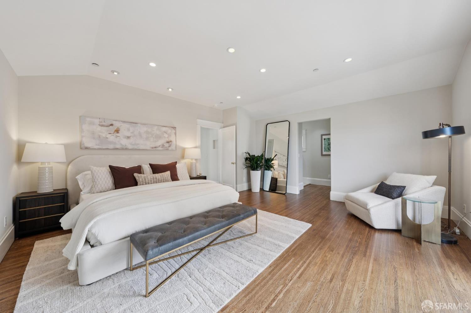 190 25th Avenue